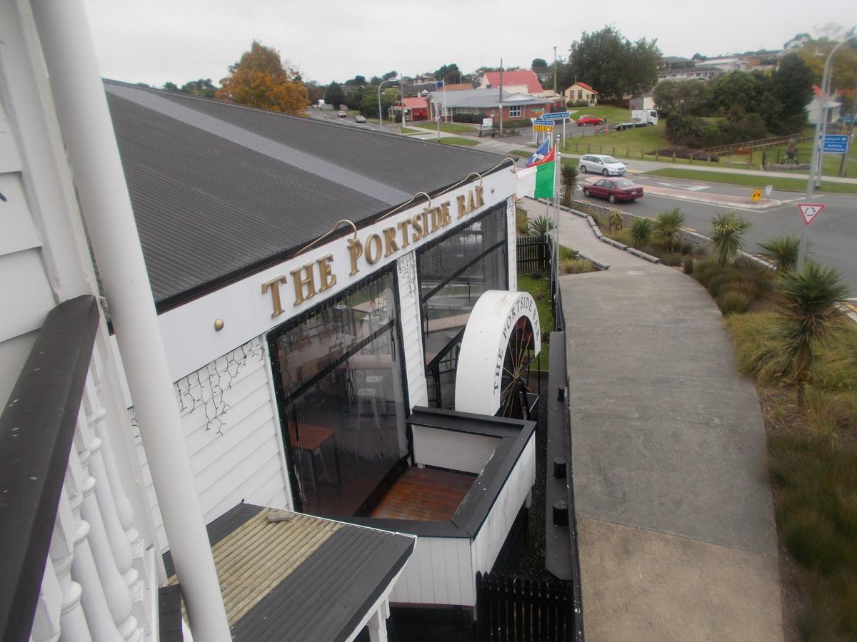 The Kentish Hotel Waiuku Exterior photo